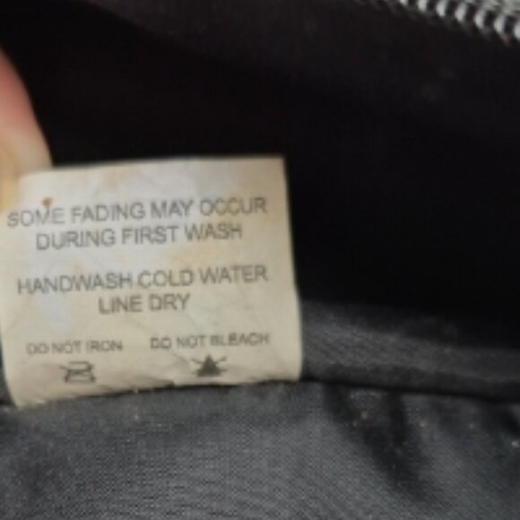 LeSportsac Colourful Waist Belt Bag Graphic - Picture 12 of 15